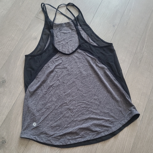 🍋lululemon Lightweight Tank - Picture 2 of 4